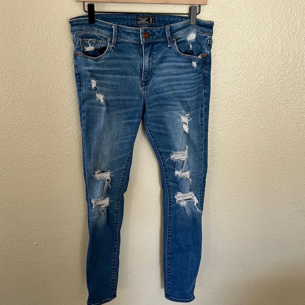 Abercrombie & Fitch Distressed Harper Super Skinny Size 10 Short (30)